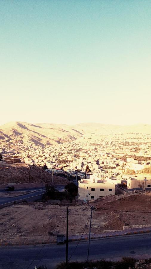 Wonderful Friends House Hotel Wadi Musa Exterior foto