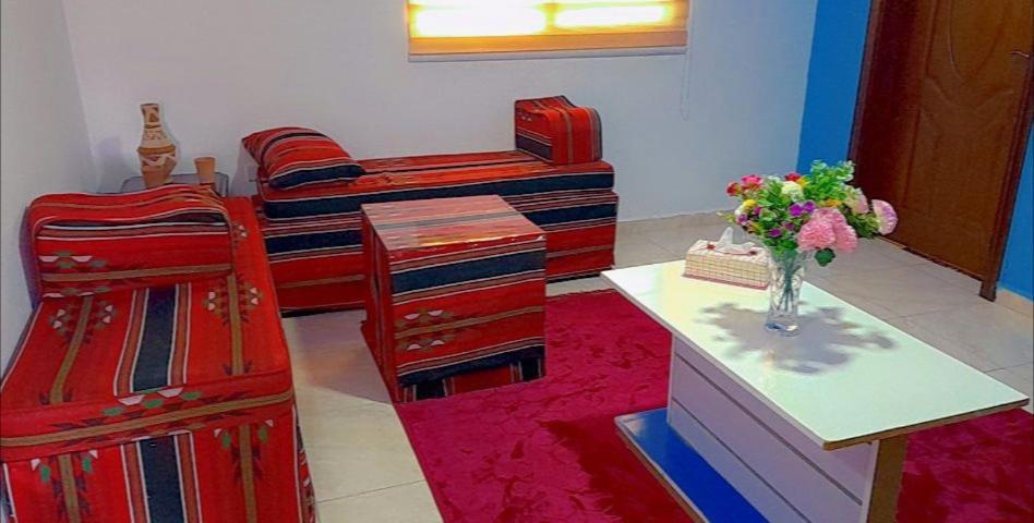Wonderful Friends House Hotel Wadi Musa Exterior foto