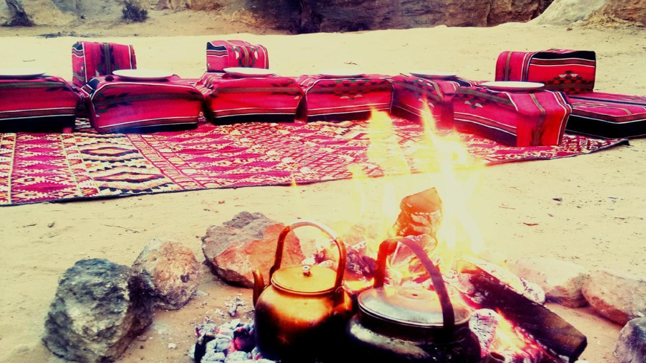 Wonderful Friends House Hotel Wadi Musa Exterior foto