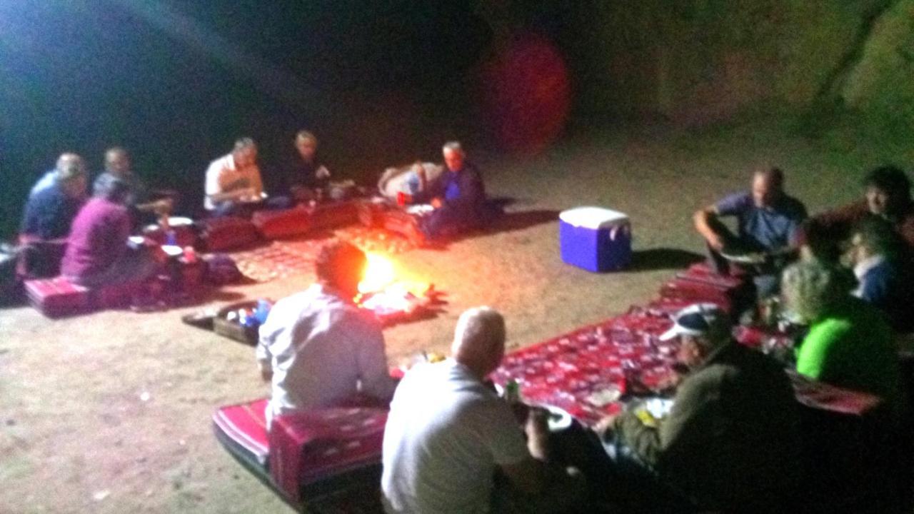 Wonderful Friends House Hotel Wadi Musa Exterior foto